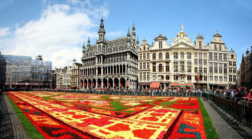 moqueta de flores en bruselas con RC VIAJES